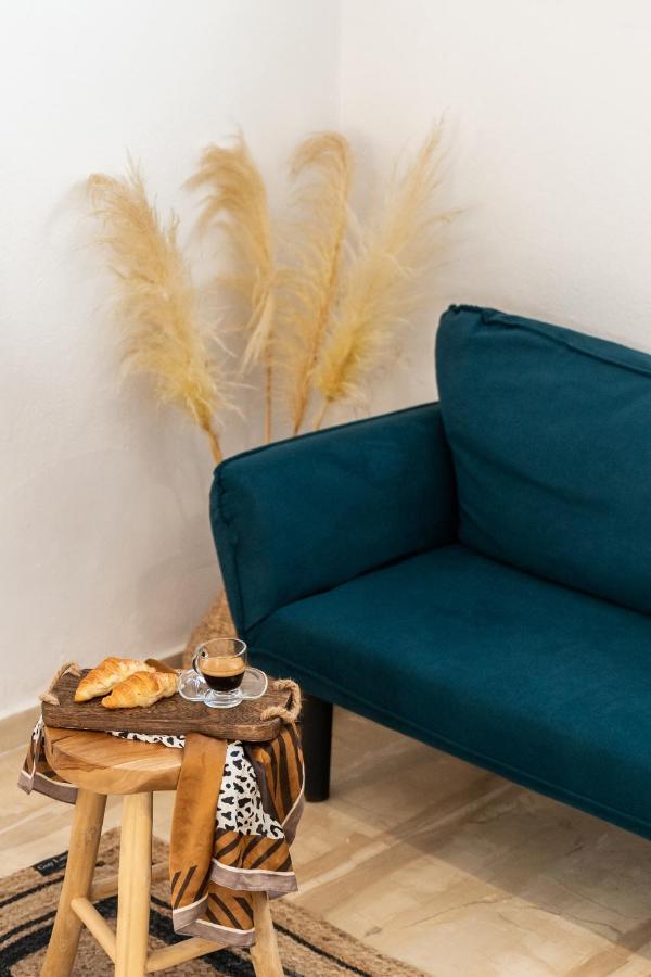 Haka Suites Mykonos Town エクステリア 写真